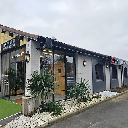 Hotel Logis & Restaurant Cap Noyelles-Godault